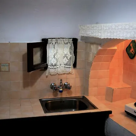 펜션 My Castle Cave Est 1899 Akrotírion
